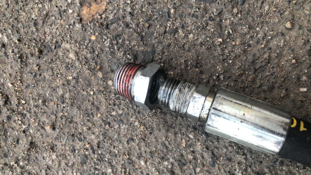 油圧ジャッキ修理